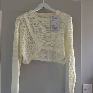 Cream Knit Crew Neck Sweater with Airy Texture